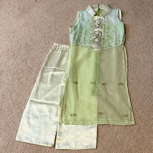 Vietnamese children's outfit